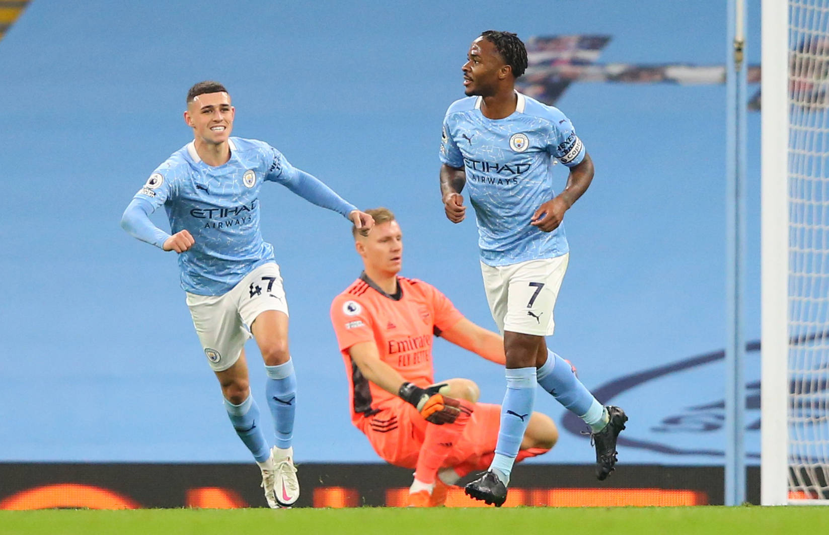 攻方面多次 攻方面多次